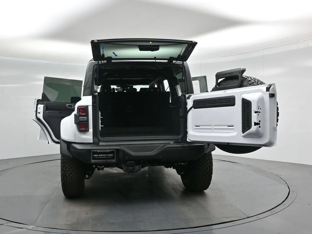New 2026 Oxford White Ford Raptor image 31