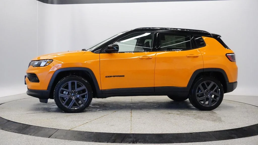 New 2026 Joose Exterior Paint Jeep Limited image 3