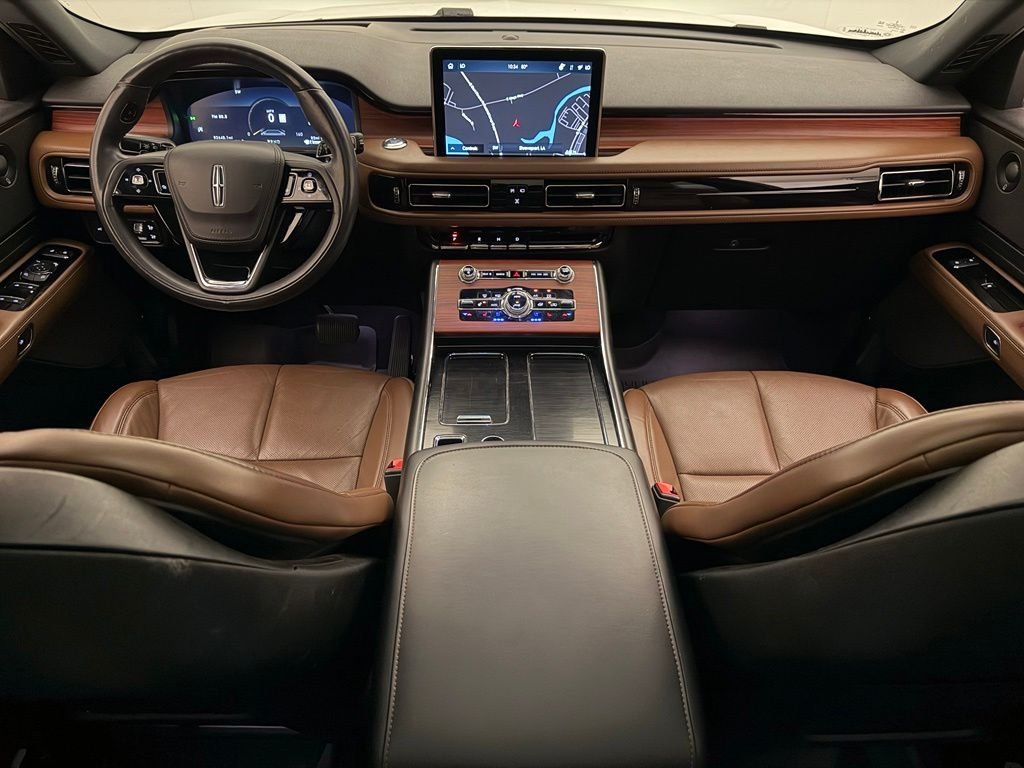 Used 2021 Ceramic Pearl Lincoln Reserve image 31