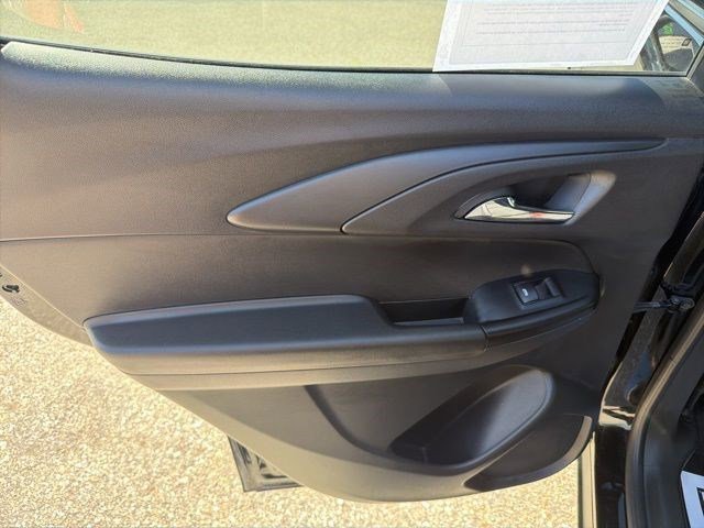 Used 2021 Mosaic Black Metallic Chevrolet RS image 13