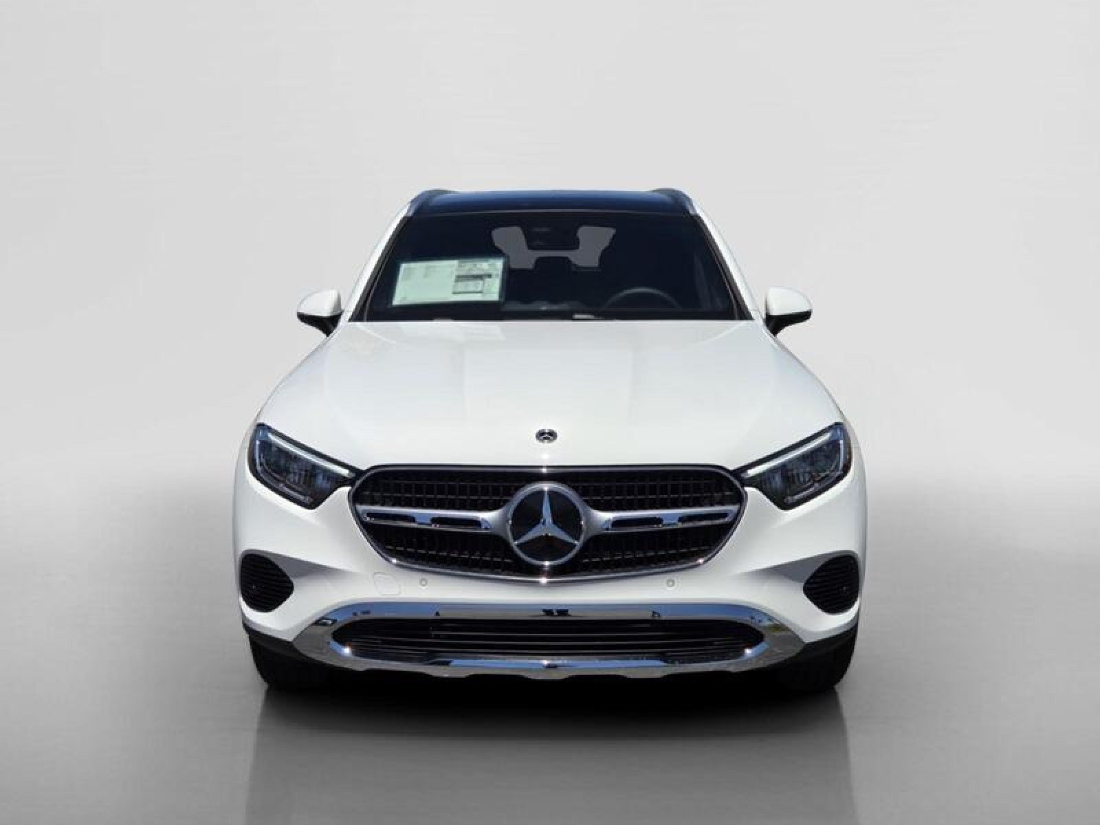 New 2026 Polar White Mercedes-Benz GLC 350e 4MATIC® SUV image 9