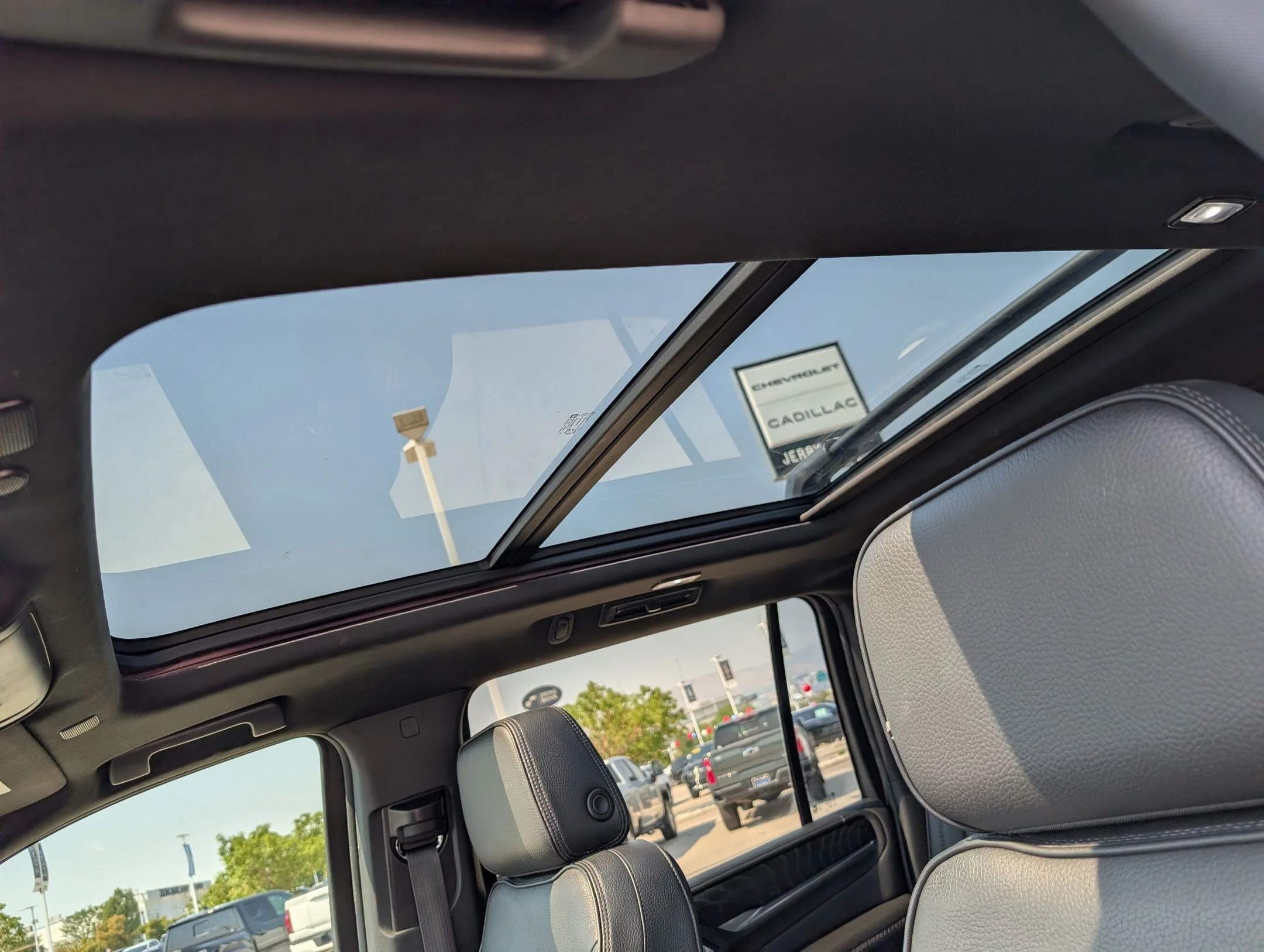 Used 2021 Onyx Black GMC Denali image 14