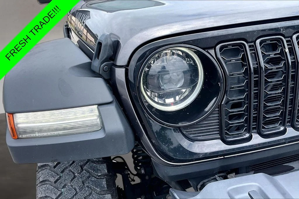 Used 2024 Gray Jeep Sport image 28