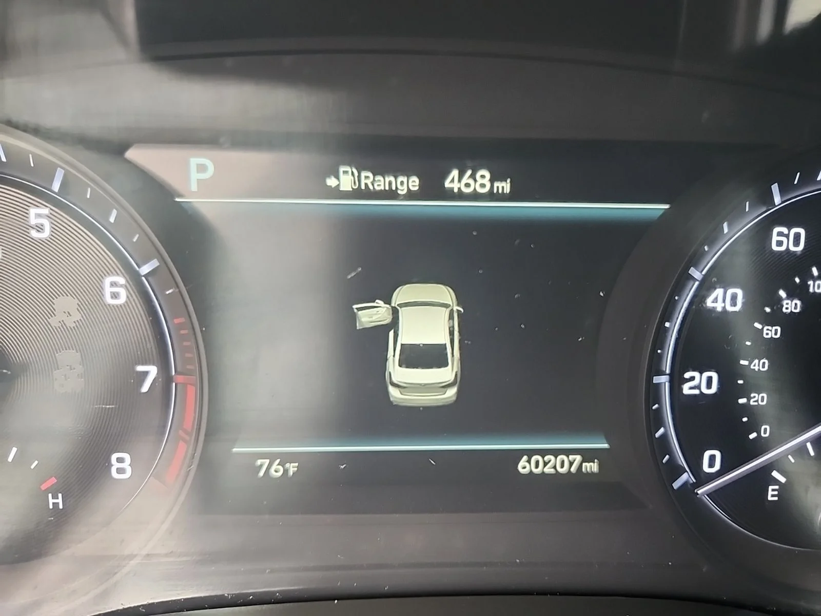 Used 2018 Black Genesis 3.8 image 17