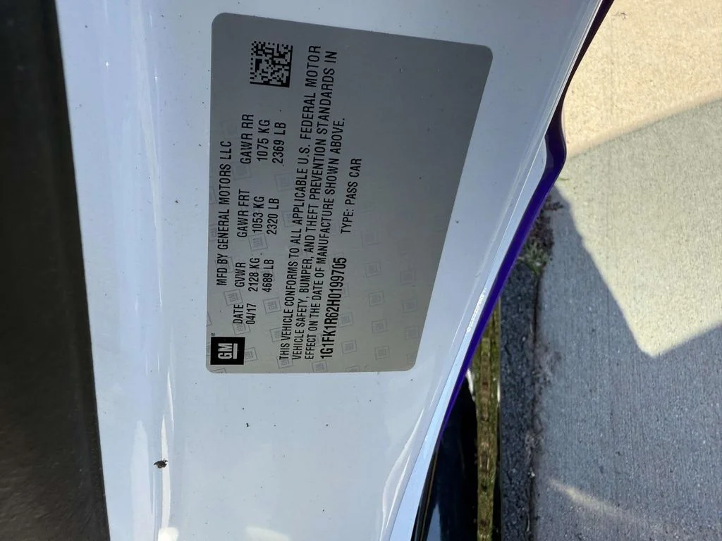 Used 2017 White Chevrolet ZL1 image 34