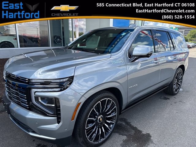 2026 Chevrolet Tahoe High Country Deluxe with 24in Wheels - Technology & Entertainment - Super Cruise - Panoramic Sunroof