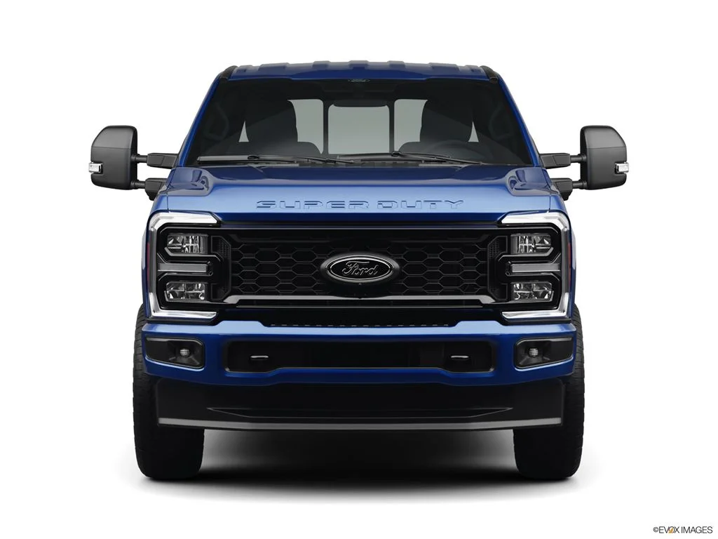 New 2026 Star White Metallic Tri-Coat Ford F-350® Platinum® image 4