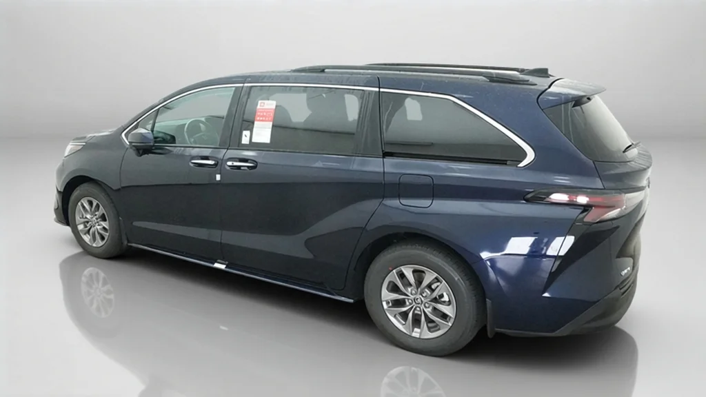 New 2026 Blueprint Toyota XLE image 15