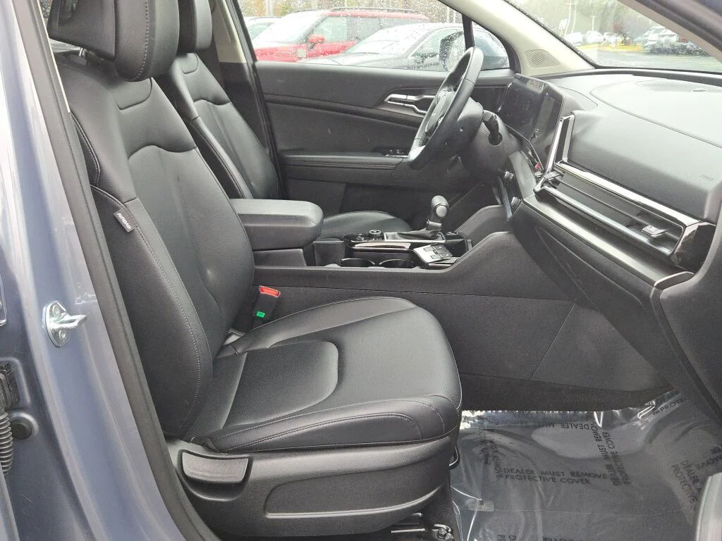 2024 Kia Sportage EX - Photo 6