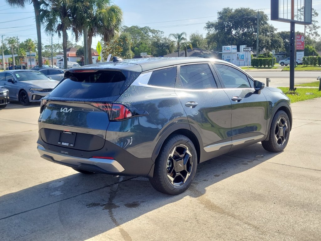 New 2026 Gravity Gray Kia EX image 6