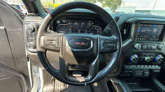 2022 GMC Sierra 2500HD AT4 - Photo 18