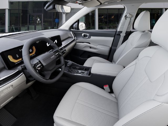 New 2026 Wolf Gray Kia S image 17