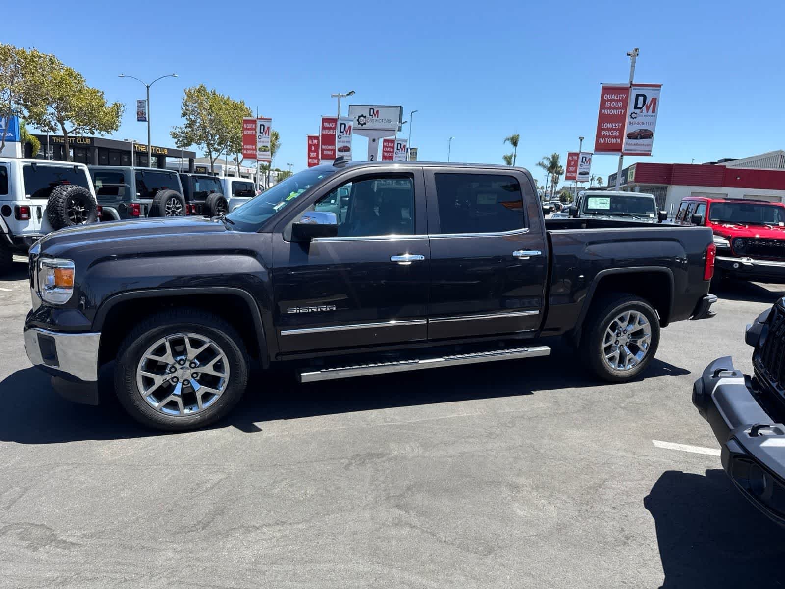 Used 2014 Iridium Metallic GMC SLT image 23