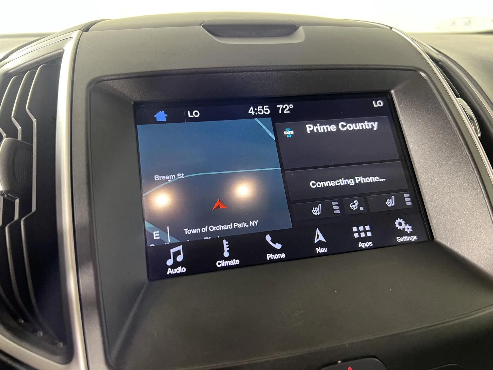 Used 2019 Magnetic Ford SEL image 9
