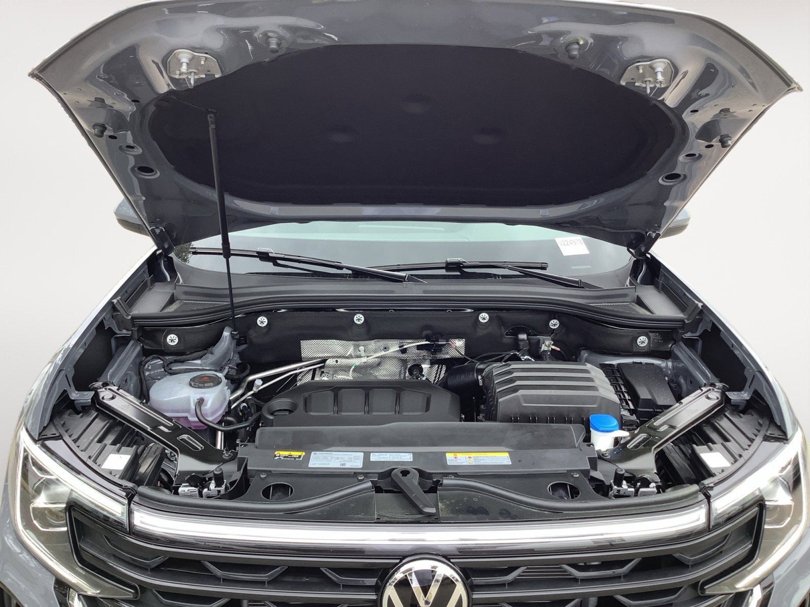 New 2026 Pure Gray Volkswagen 2.0T SE w/Technology image 12
