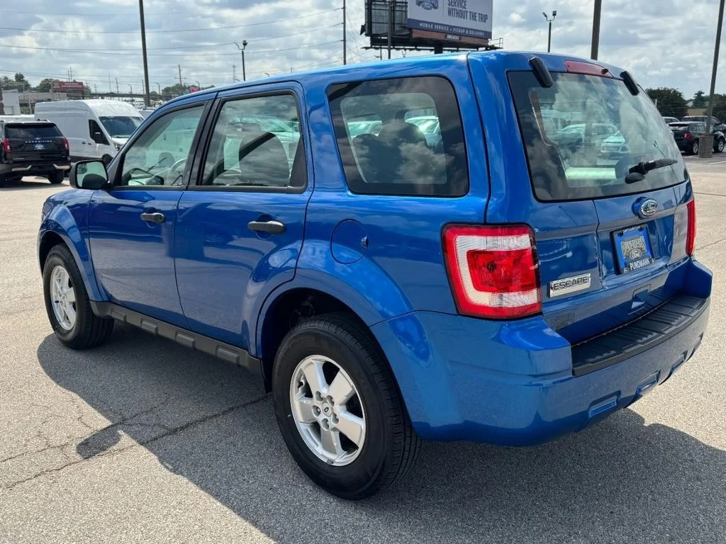 Used 2011 Blue Flame Metallic Ford XLS image 5