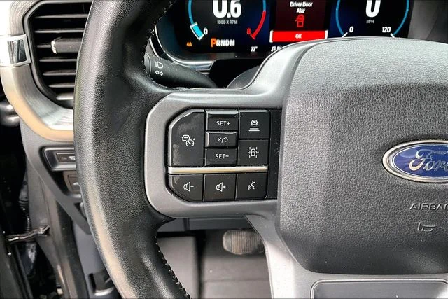 Used 2022 Gray Ford Lariat image 10