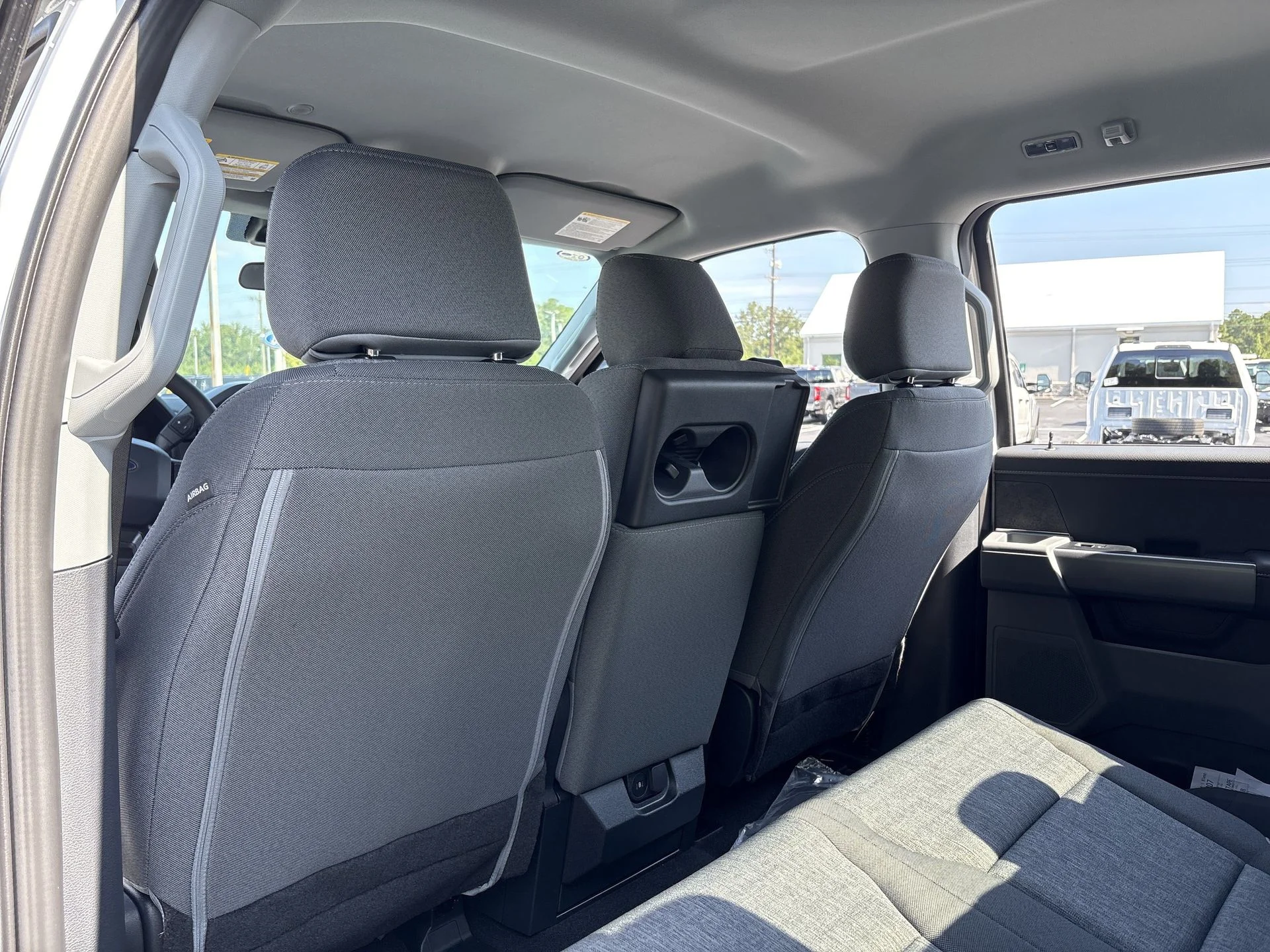 New 2026 Oxford White Ford XLT image 16