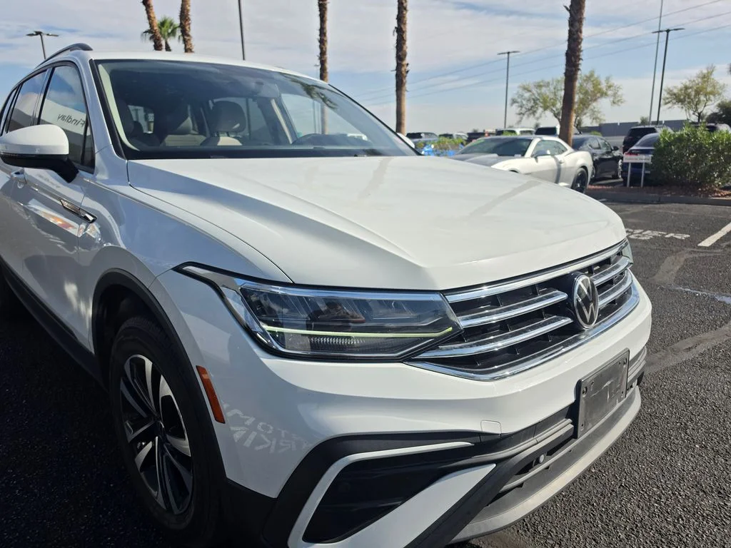 Used 2022 White Volkswagen 2.0T S image 3