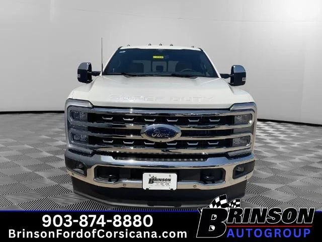 New 2026 Star White Metallic Tri-Coat Ford F-250® Lariat® image 25