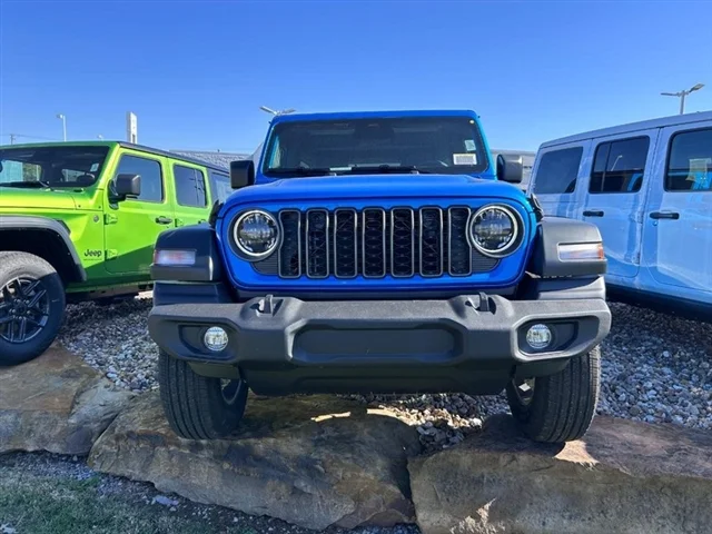 New 2026 Hydro Blue Pearl-Coat Exterior Paint Jeep Sport S image 2