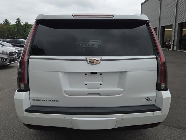 Used 2018 Crystal White Cadillac Premium image 35