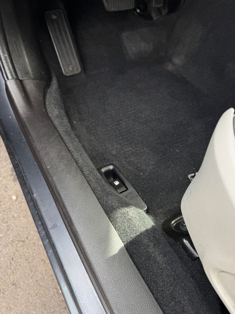 Used 2014 Dark Gray Metallic Subaru 2.5i Limited image 14