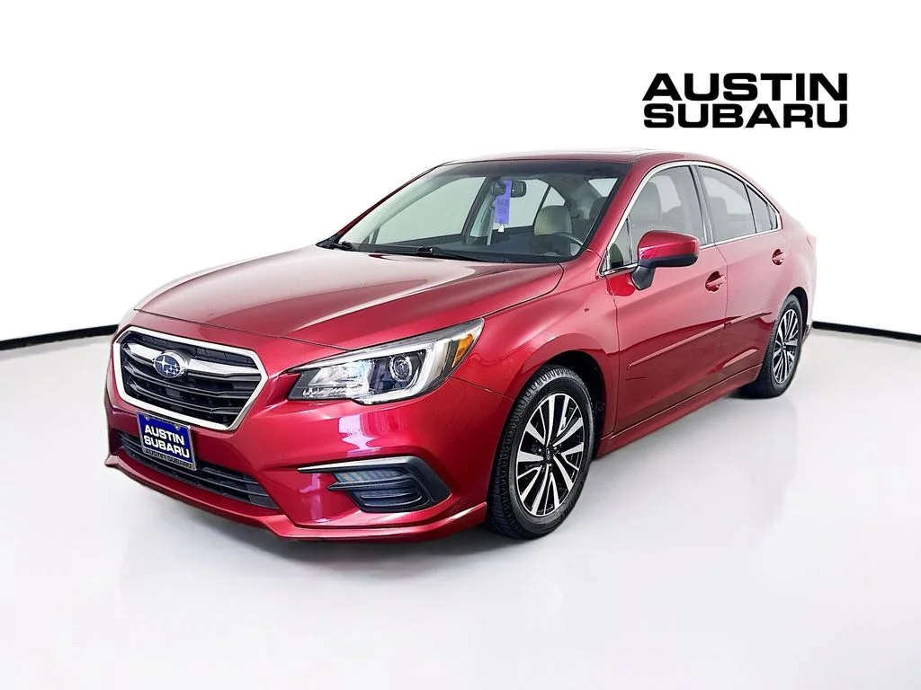 Used 2018 Red Subaru 2.5i image 3