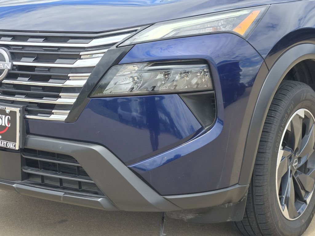 Used 2025 Blue Nissan SV image 30