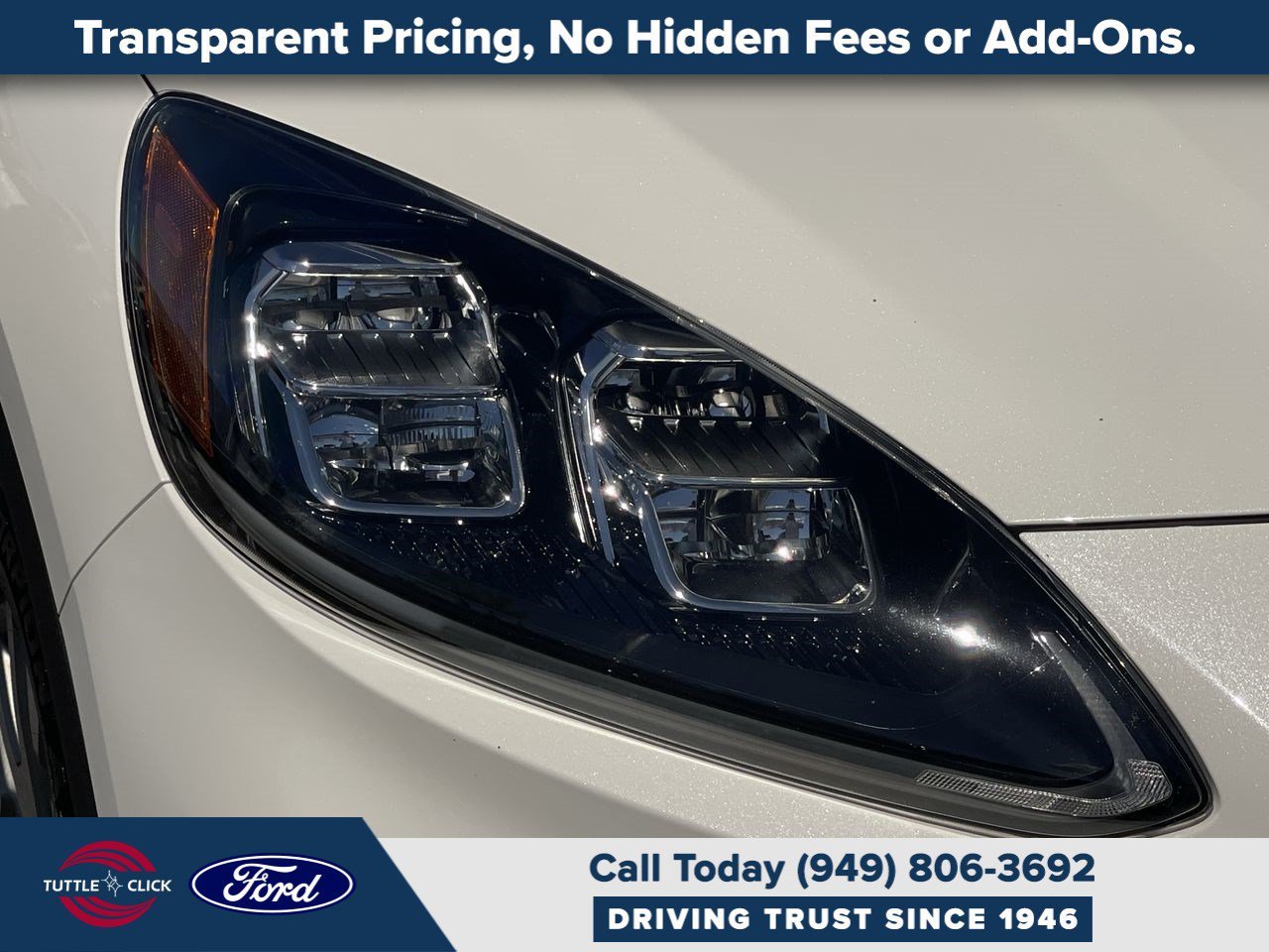 Used 2020  Ford Titanium Hybrid image 16
