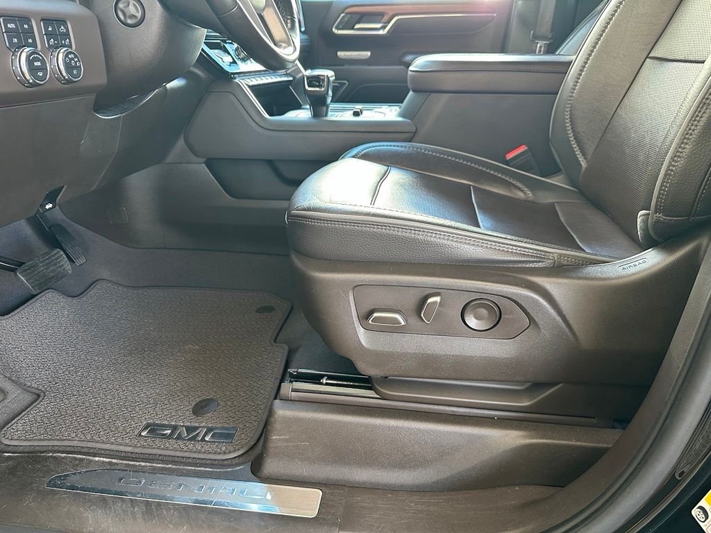 Used 2023 Black GMC Denali image 15