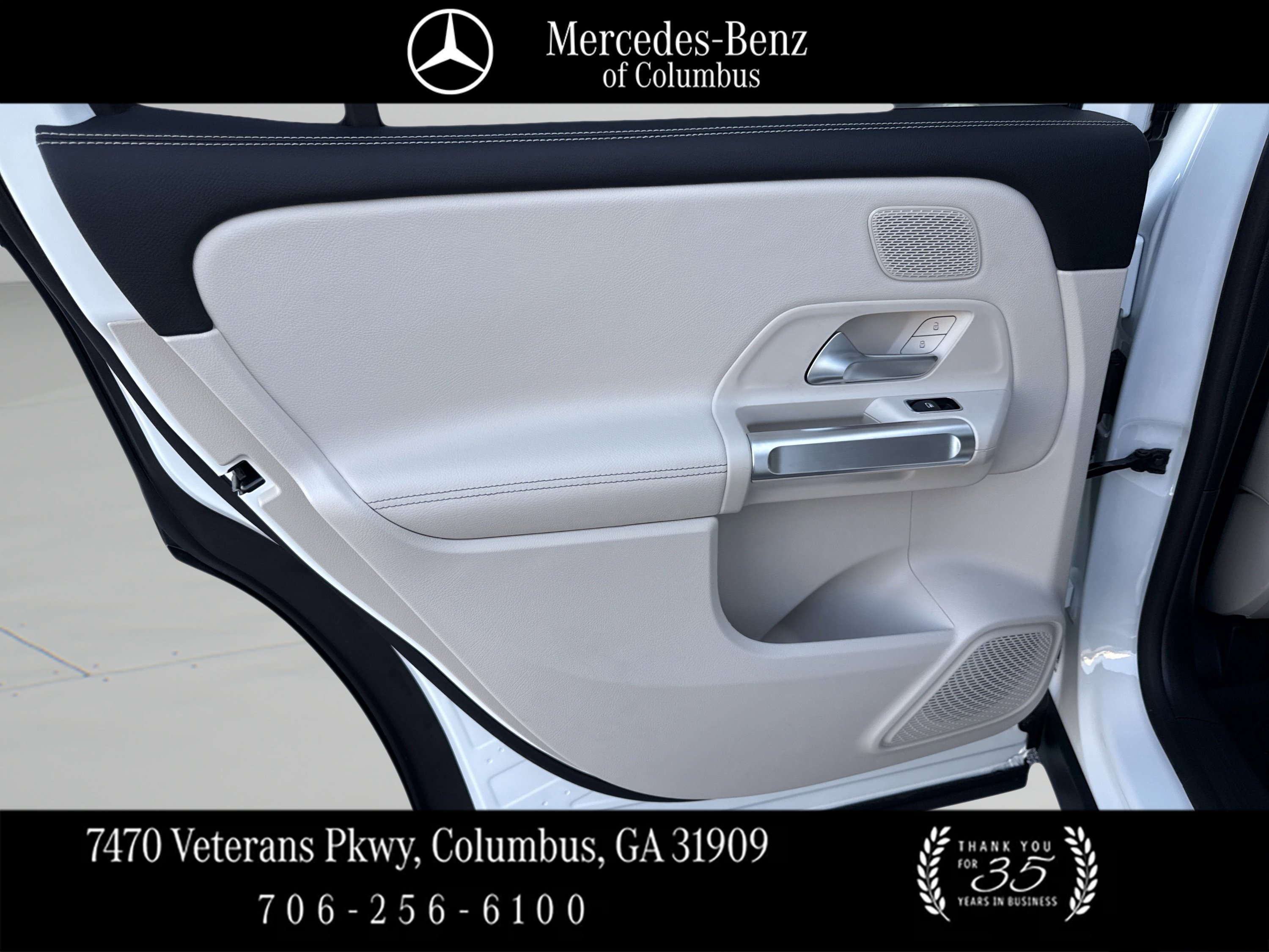 Used 2026 Polar White Mercedes-Benz GLB 250 image 23