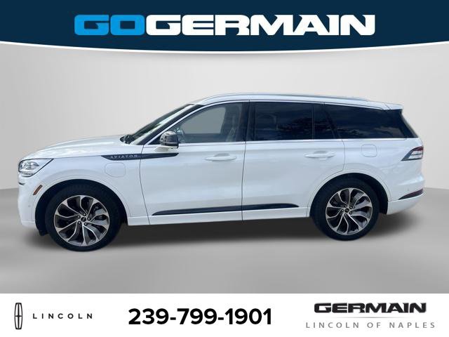 Used 2021 White Lincoln Grand Touring image 3