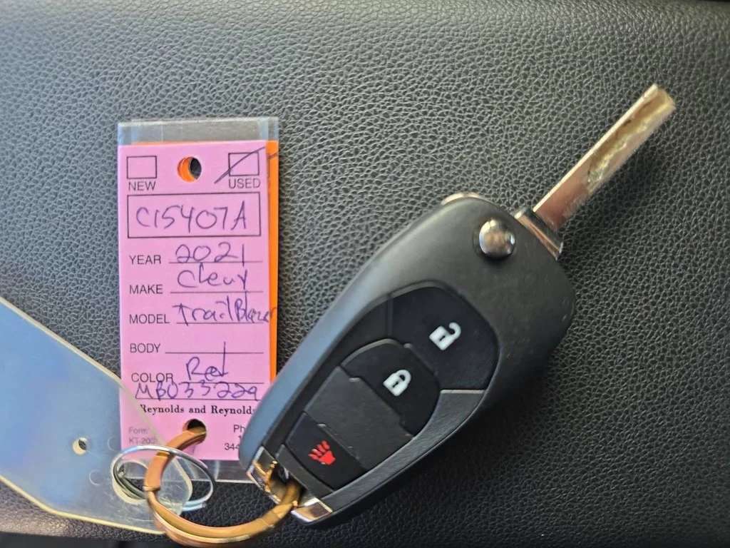 Used 2021 Red Chevrolet LS image 37