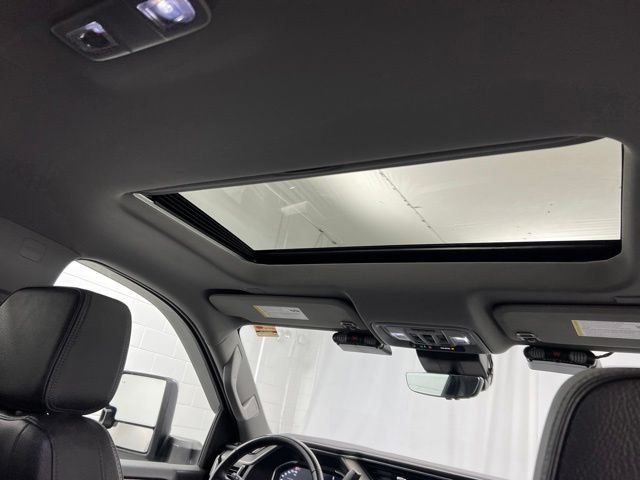 Used 2024 Silver GMC Denali image 28