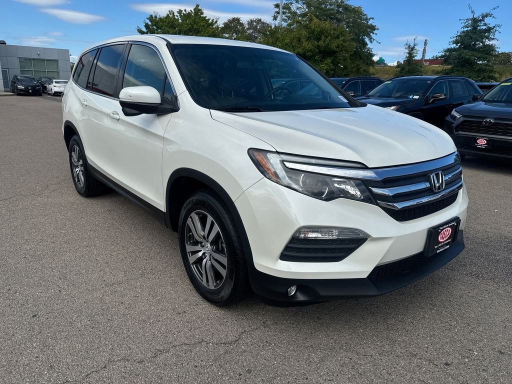 Used 2017  Honda EX-L image 11