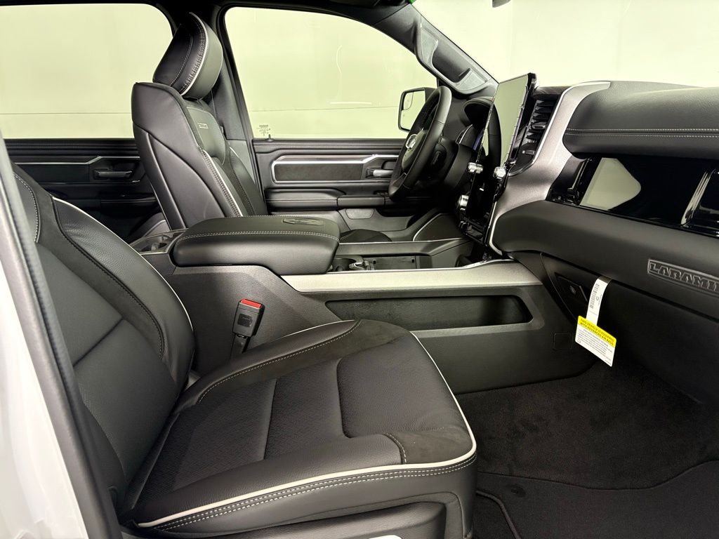 New 2026 Bright White Clear-Coat Exterior Paint RAM Laramie image 13