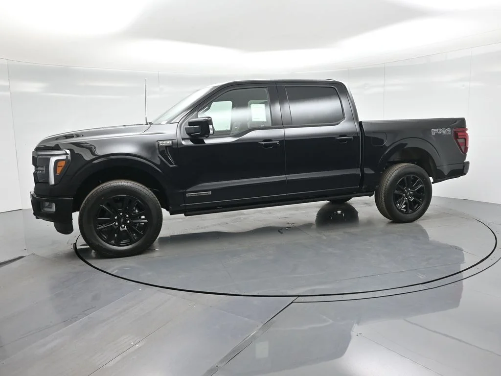 New 2025 Agate Black Metallic Ford Platinum image 30