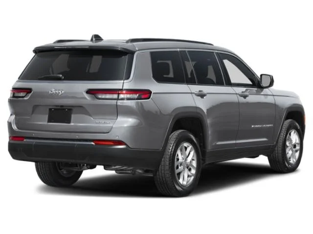 New 2026 Diamond Black Crystal Pearl-Coat Exterior Paint Jeep Laredo X image 5