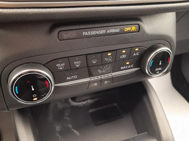Used 2025 Silver Ford Active image 23