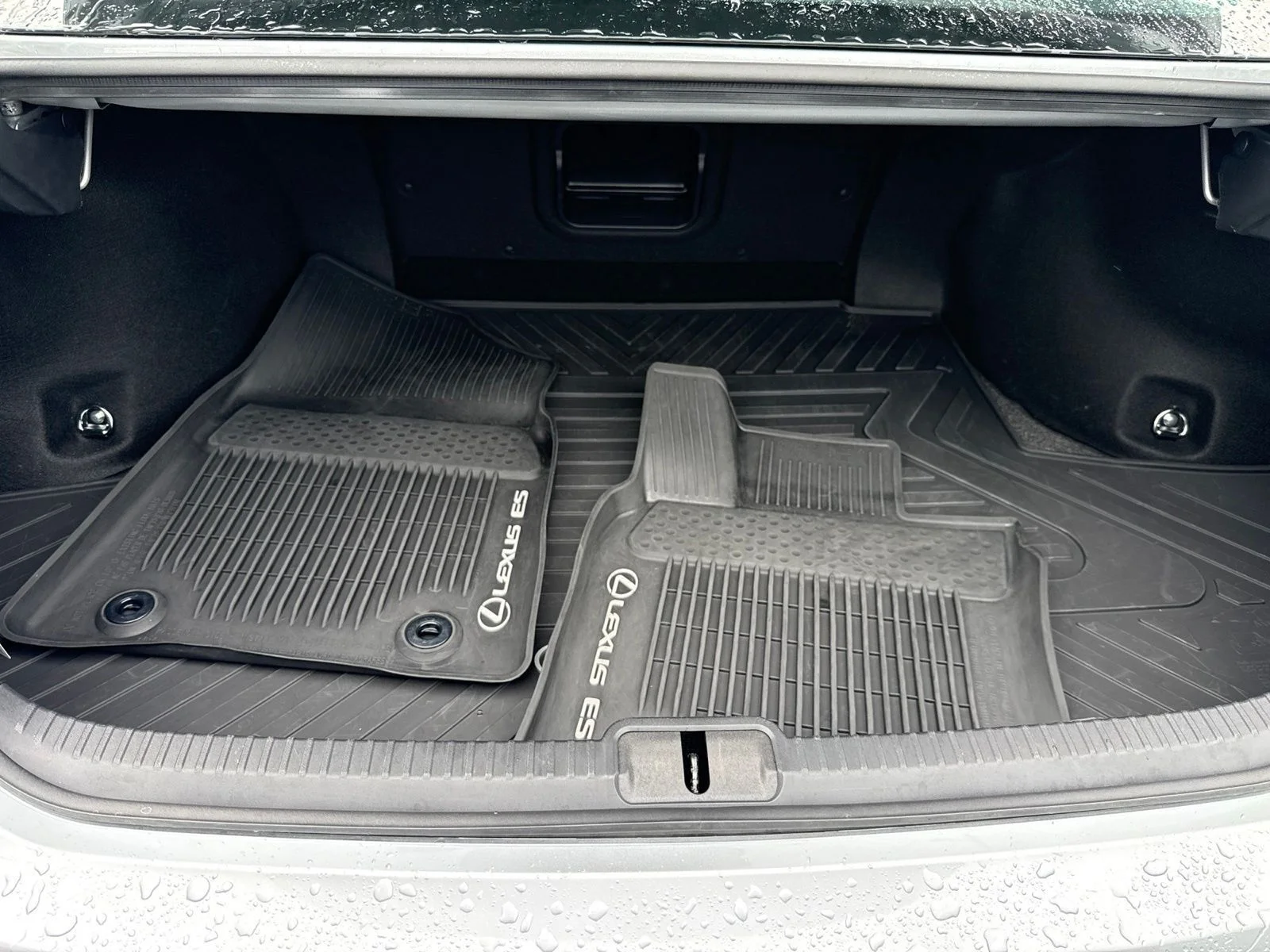 Used 2025 Silver Lexus 350 image 22