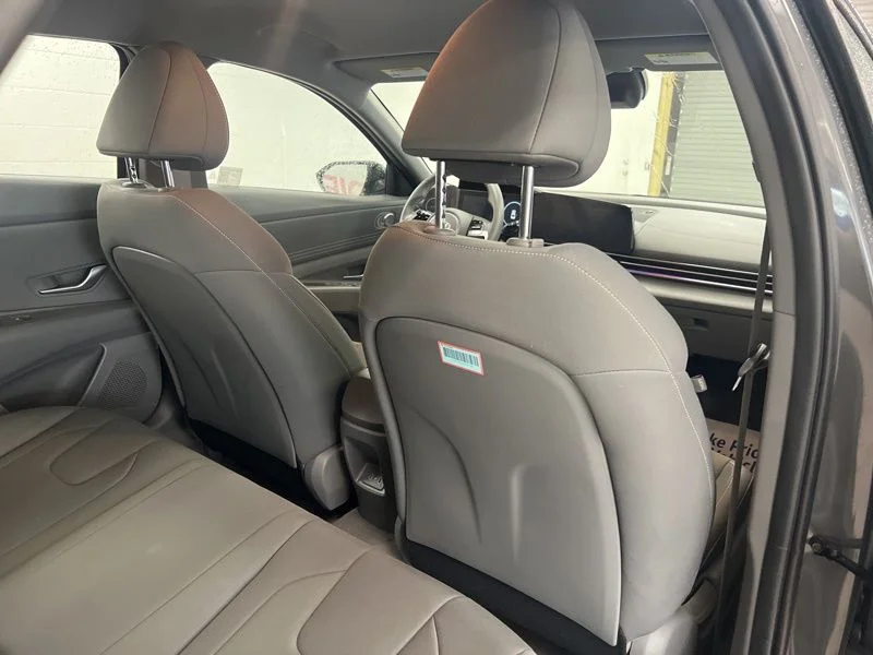 Used 2025 Gray Hyundai SEL Sport image 11