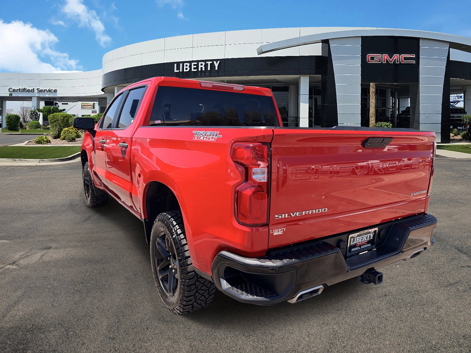 Used 2021 RED HOT Chevrolet Custom Trail Boss image 7