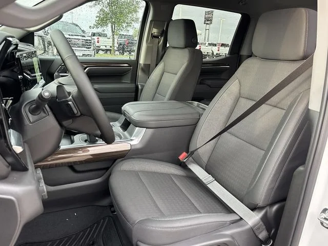 New 2026 Summit White Chevrolet LT image 23