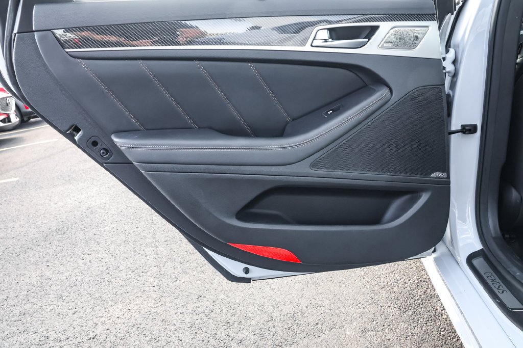 Used 2020 Silver Genesis 3.3T Sport image 36