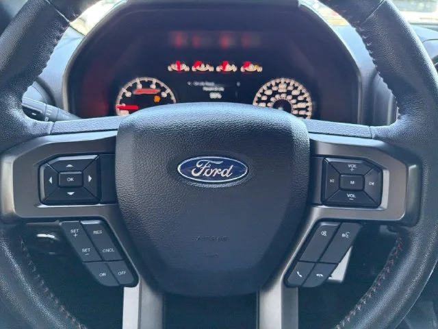 Used 2020 White Ford XLT image 30