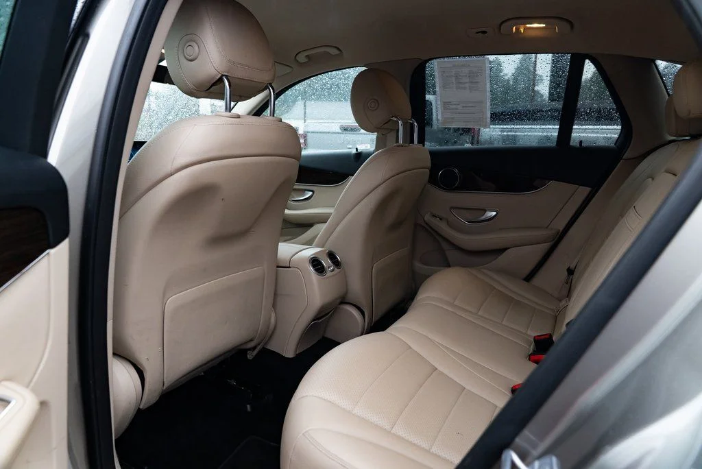 Used 2021 Gray Mercedes-Benz GLC 300 image 15