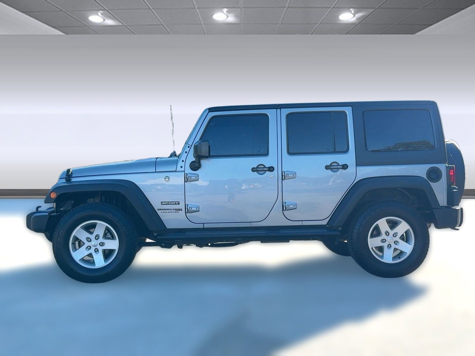 2018 Jeep Wrangler Unlimited Sport S photo 2