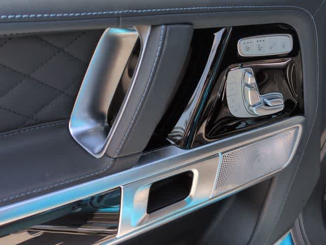 New 2026 MANUFAKTUR hyper blue magno Mercedes-Benz AMG® G 63 SUV image 18