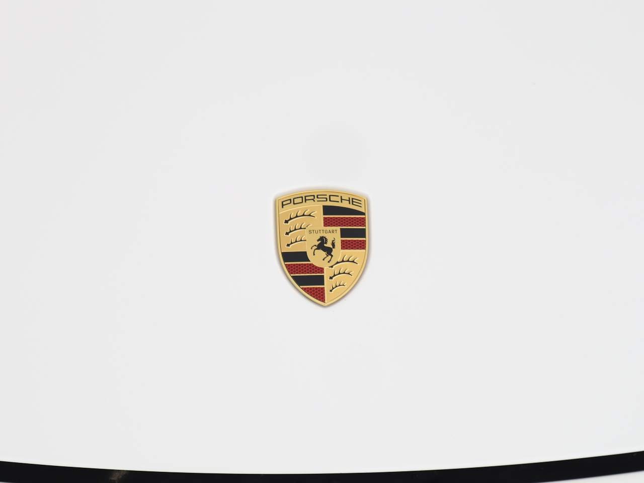 2025 Porsche Taycan Base - Photo 24